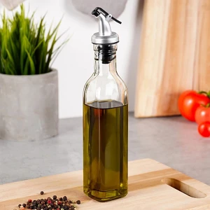 Butelka na oliwę i ocet szklana z dozownikiem 250 ml Butelka na oliwę i ocet szklana z dozownikiem 250 ml