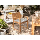 Drewniane krzesło ogrodowe z szarobeżową poduchą SASSARI