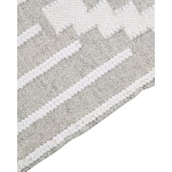 Dywan zewnętrzny 140 x 200 cm szaro-biały tabiat Dywan zewnętrzny 140 x 200 cm szaro-biały tabiat
