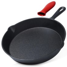 Patelnia żeliwna z silikonową nakładką cast line 25 cm Patelnia żeliwna z silikonową nakładką cast line 25 cm