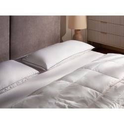 Poduszka trzykomorowa TEIDE Niska Kacze pióra i puch 40 x 80 cm Biały