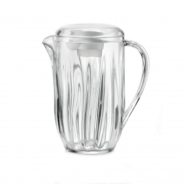 Refrigerating pitcher