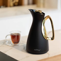 Termos z wkładem szklanym alessia 1l czarno-złoty Termos z wkładem szklanym alessia 1l czarno-złoty