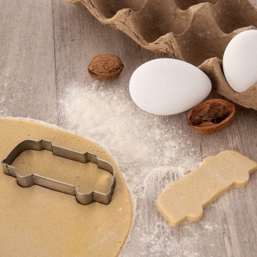 Wykrawacz cukierniczy stalowy / foremka do ciastek pierników autobus 8 cm