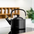Czajnik na gaz czarny 1,5l z gwizdkiem Diamante matowy 